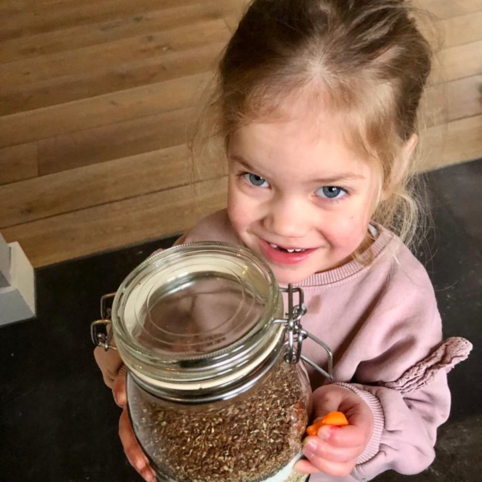 Easy Breezy Mama’s Muesli Mix (en waarom je darmen schreeuwen om vezels)